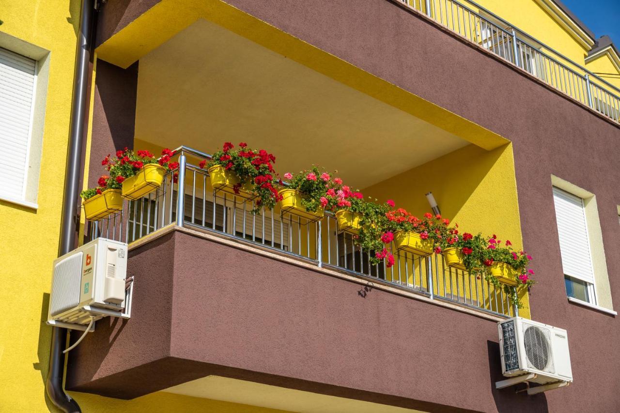 Kalanj Apartmani I Sobe Βελιγράδι Εξωτερικό φωτογραφία